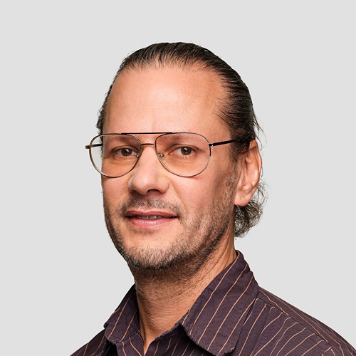 Leo Gross