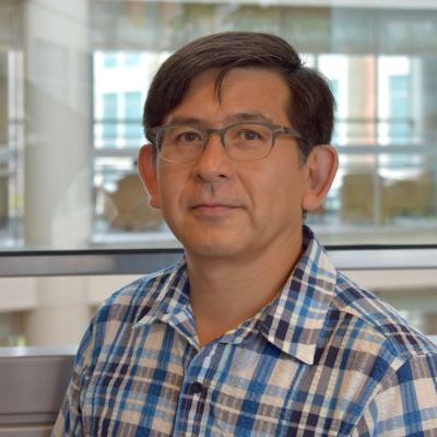 Adrian Ferré-D’Amaré