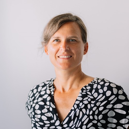 Sandra Barteit