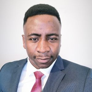 Sabelo Siyakatshana
