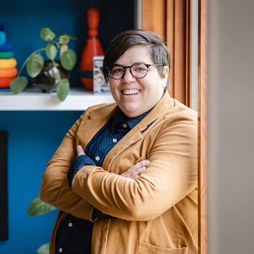 Dr Shelley Moore