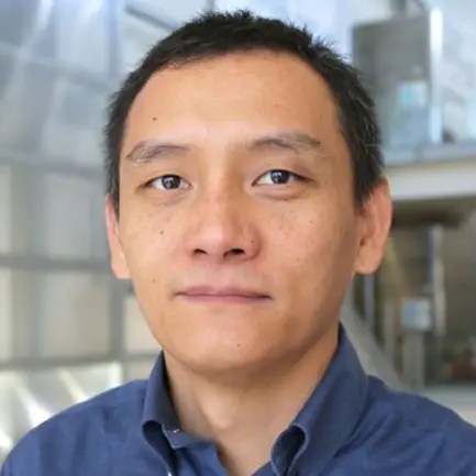 Lianyi Chen