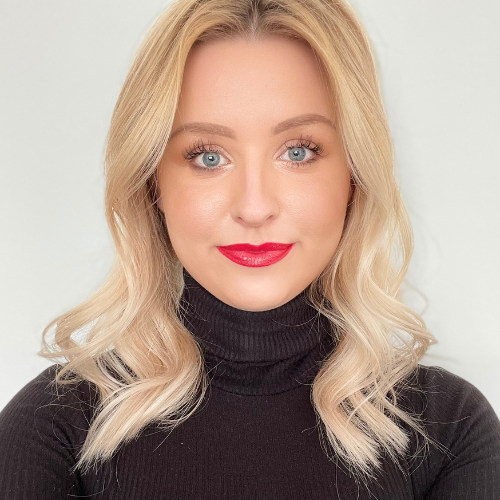 Estie Adamczyk