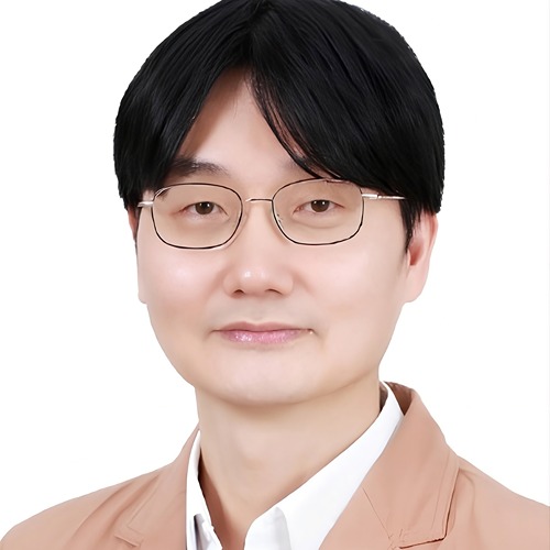 Tae-Woo Lee