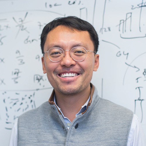 Cheng-Zhong Zhang
